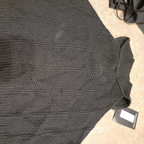 Cropped knit top - Picture 3 of 4